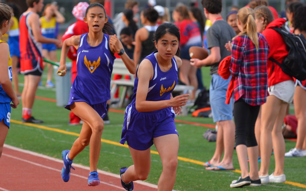 Claire Chang and Alisha Gao 4x400R